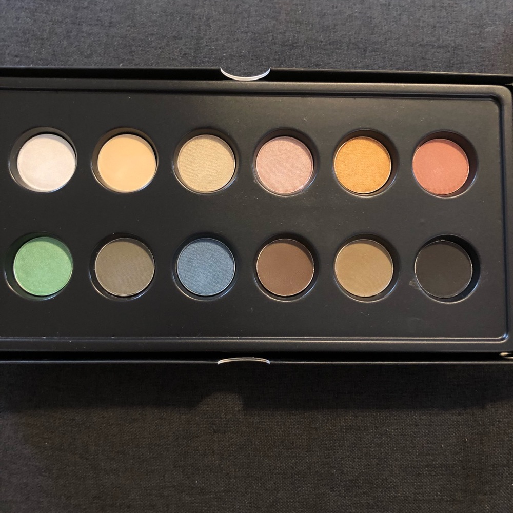OFRA eyeshadow palette NWT!